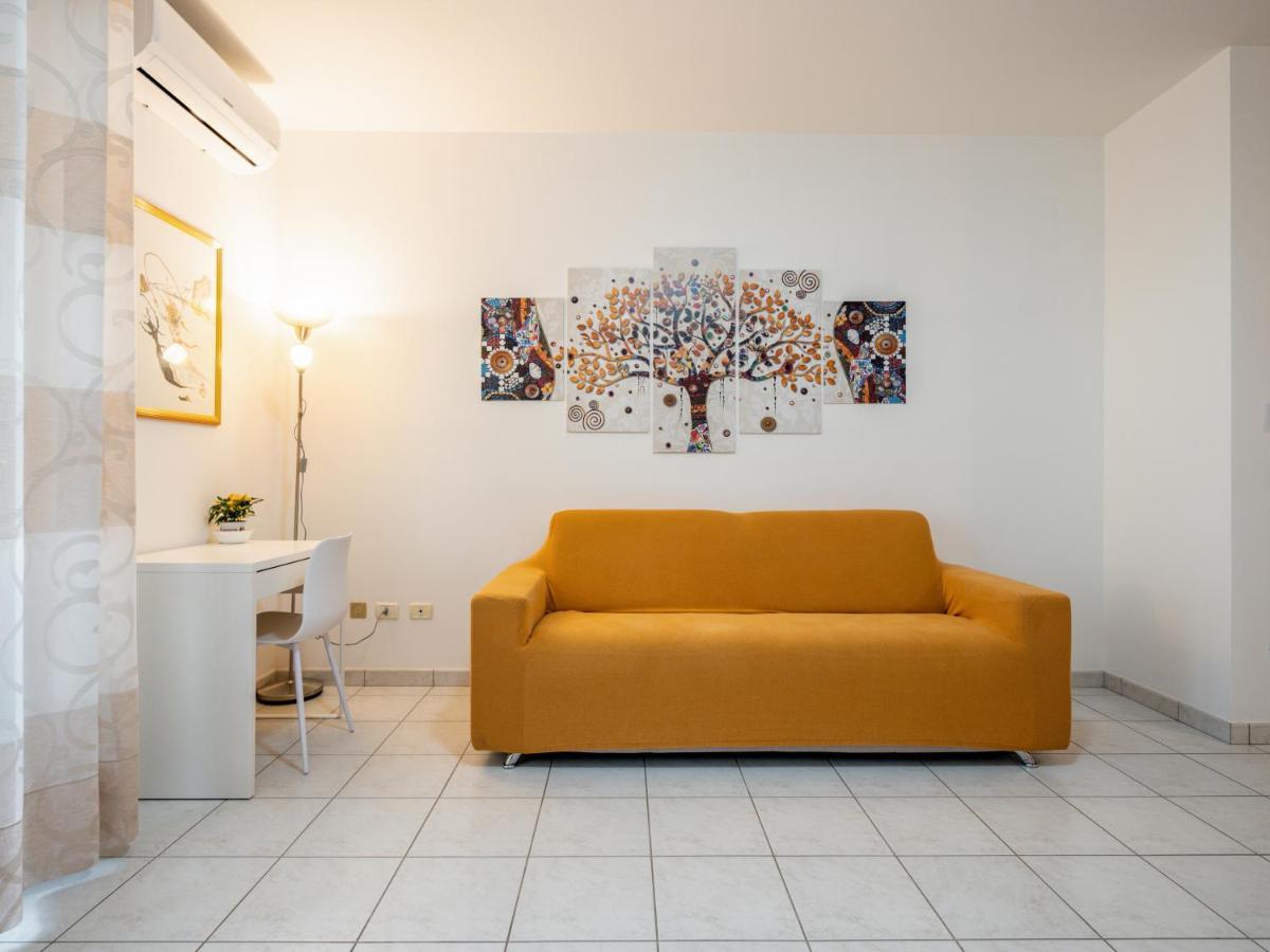Апартаменты Ca' Mastro Bright Flat With Parking Тавуллия Экстерьер фото